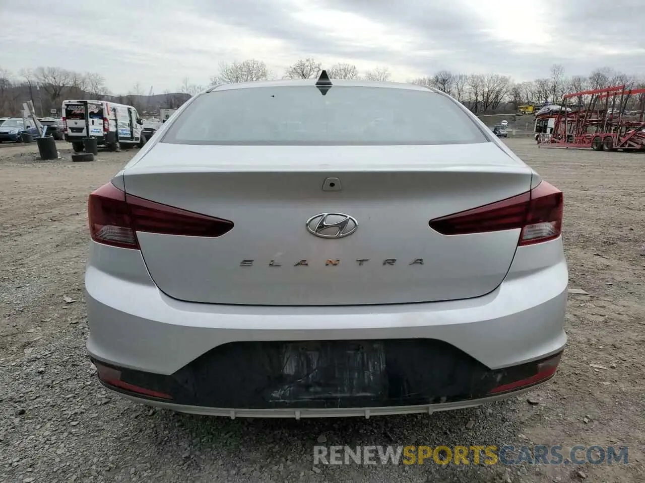 6 Photograph of a damaged car 5NPD84LF0LH530607 HYUNDAI ELANTRA 2020
