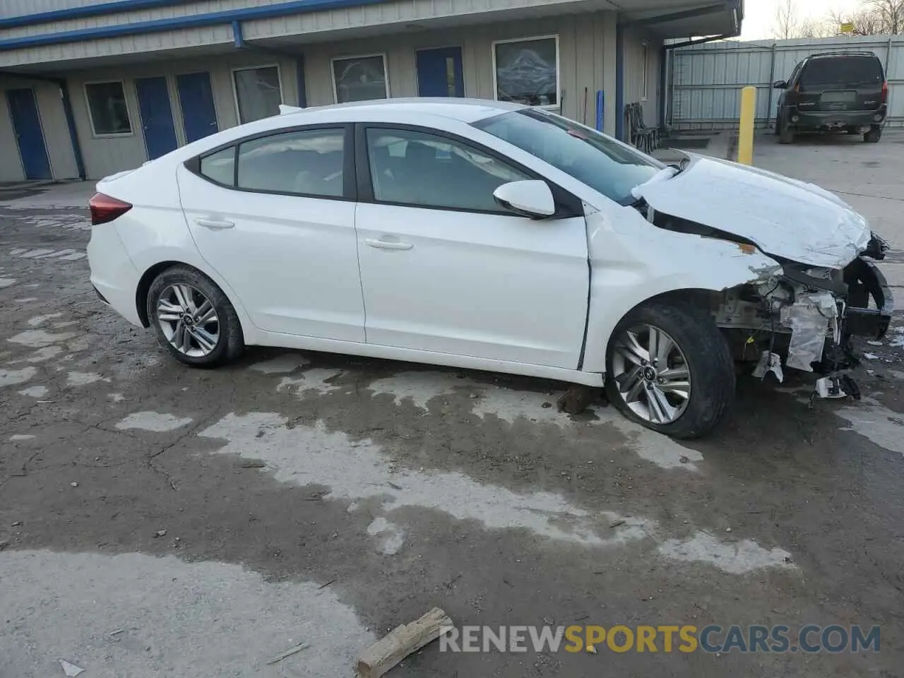 4 Фотография поврежденного автомобиля 5NPD84LF0LH542093 HYUNDAI ELANTRA 2020