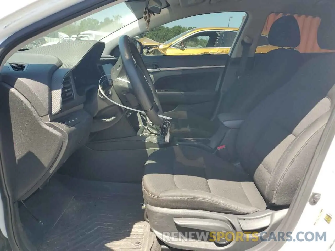 7 Photograph of a damaged car 5NPD84LF0LH565065 HYUNDAI ELANTRA 2020