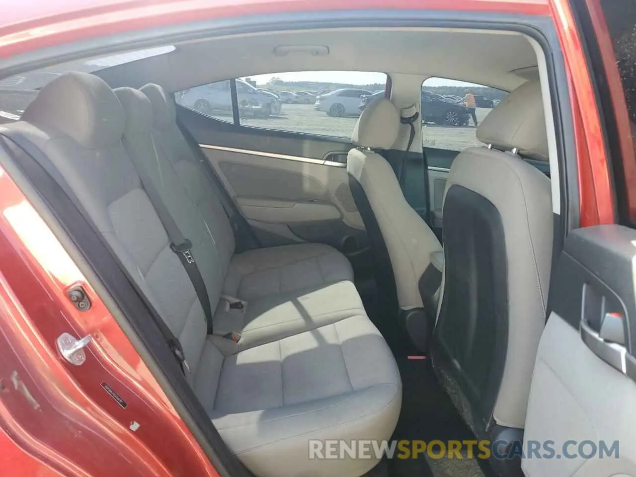 10 Фотография поврежденного автомобиля 5NPD84LF0LH566197 HYUNDAI ELANTRA 2020
