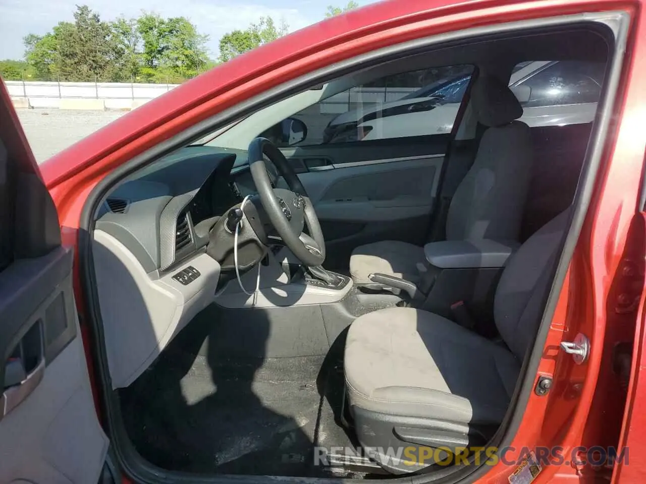 7 Фотография поврежденного автомобиля 5NPD84LF0LH566197 HYUNDAI ELANTRA 2020