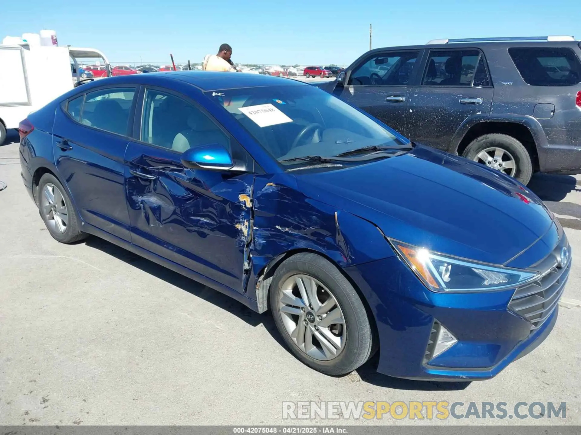 1 Фотография поврежденного автомобиля 5NPD84LF0LH586904 HYUNDAI ELANTRA 2020