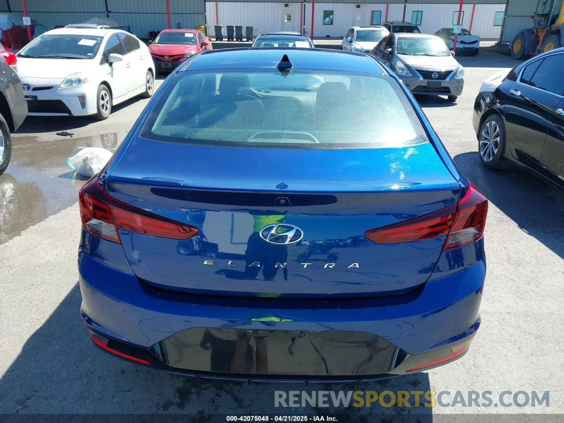 16 Фотография поврежденного автомобиля 5NPD84LF0LH586904 HYUNDAI ELANTRA 2020