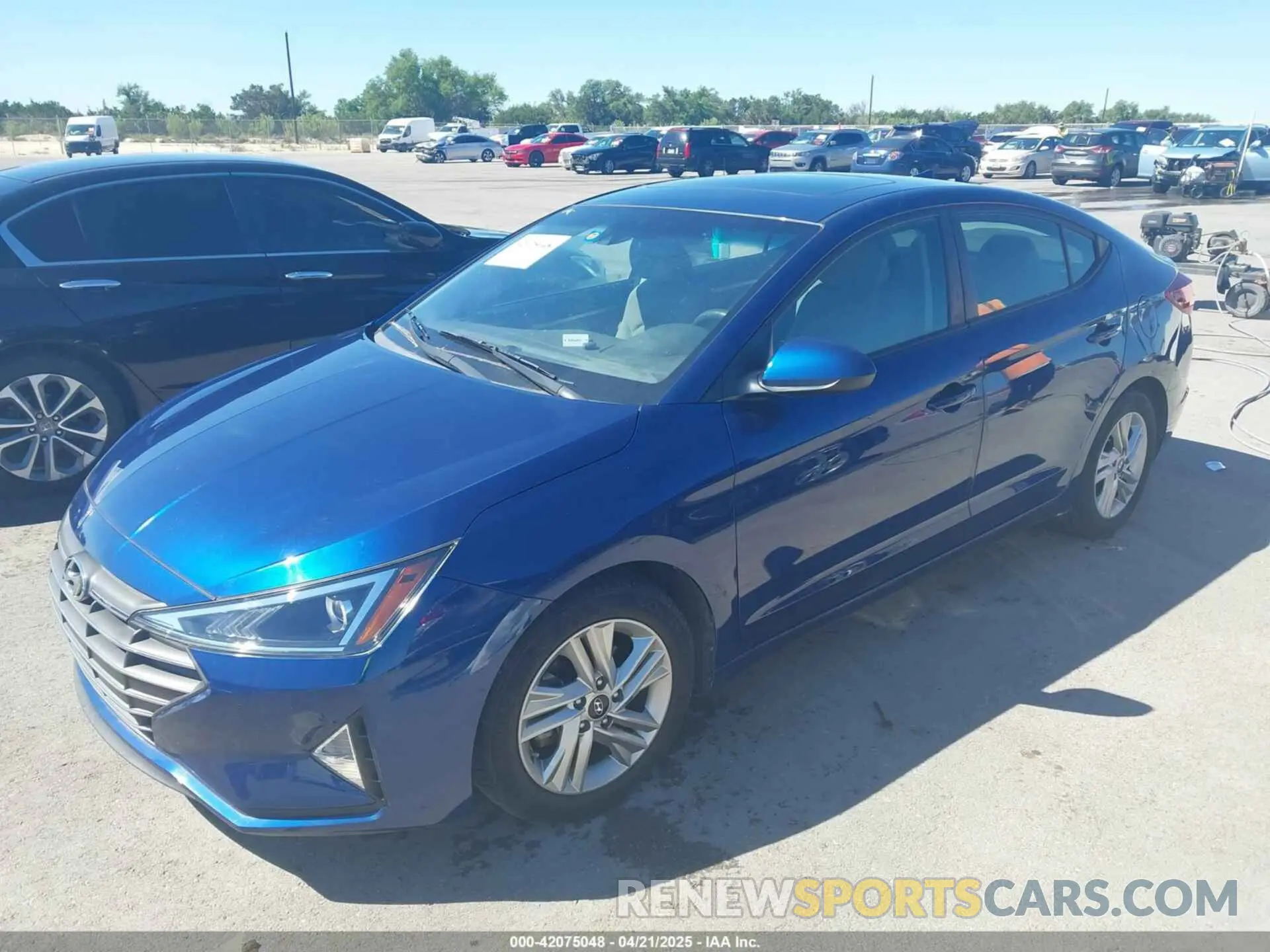 2 Фотография поврежденного автомобиля 5NPD84LF0LH586904 HYUNDAI ELANTRA 2020