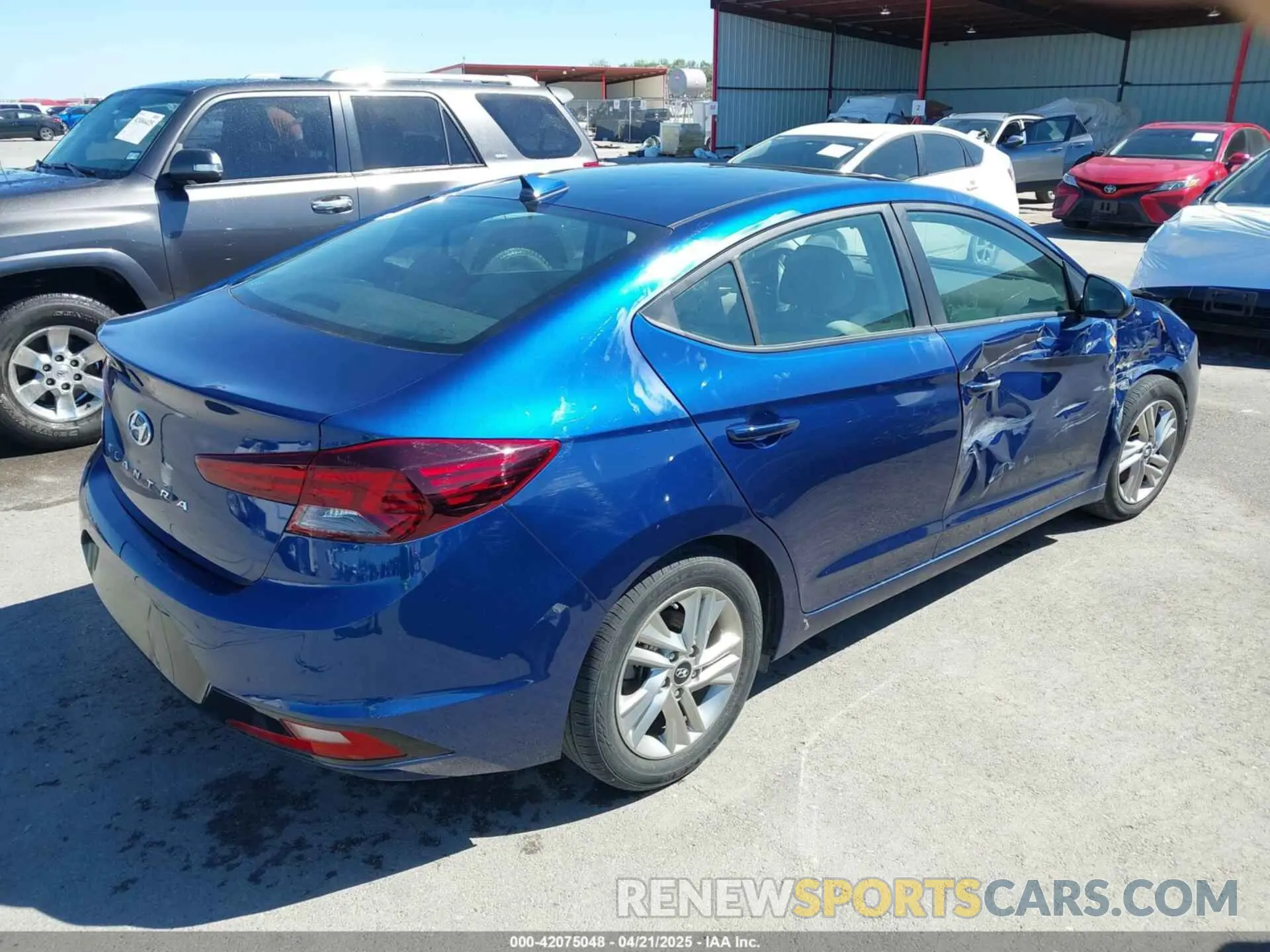 4 Фотография поврежденного автомобиля 5NPD84LF0LH586904 HYUNDAI ELANTRA 2020