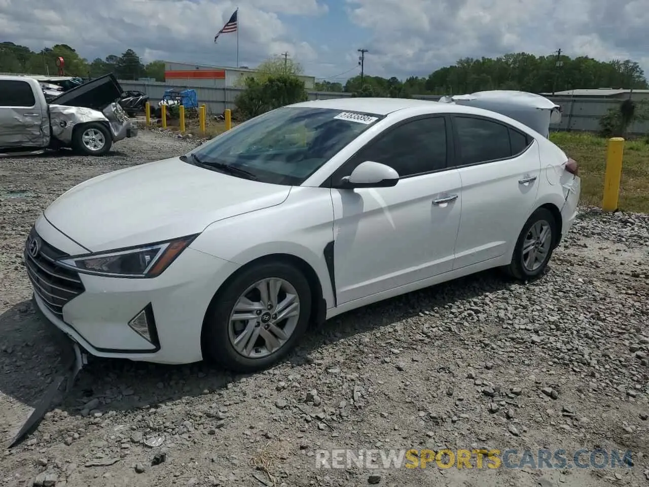 1 Photograph of a damaged car 5NPD84LF0LH601045 HYUNDAI ELANTRA 2020