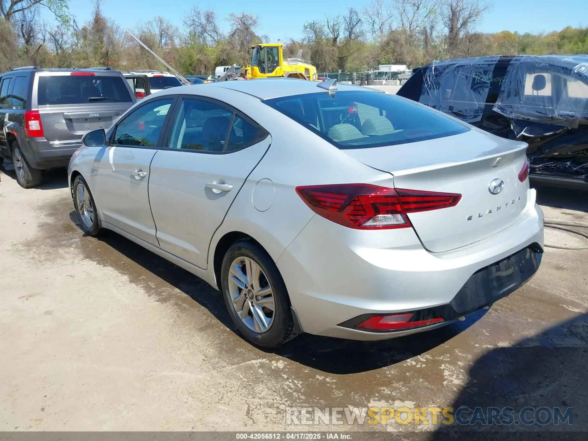3 Photograph of a damaged car 5NPD84LF1LH499853 HYUNDAI ELANTRA 2020