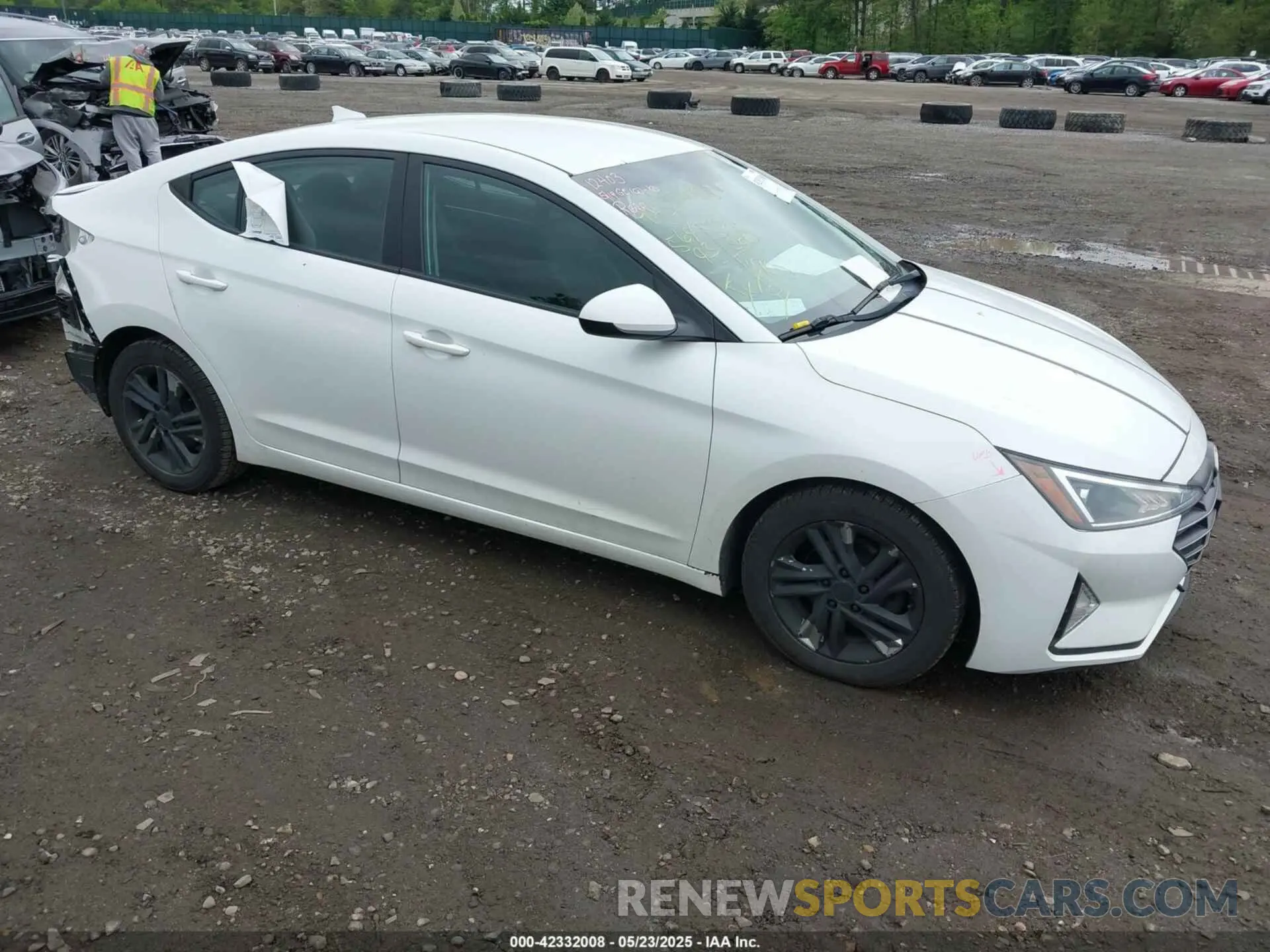 1 Photograph of a damaged car 5NPD84LF1LH527750 HYUNDAI ELANTRA 2020
