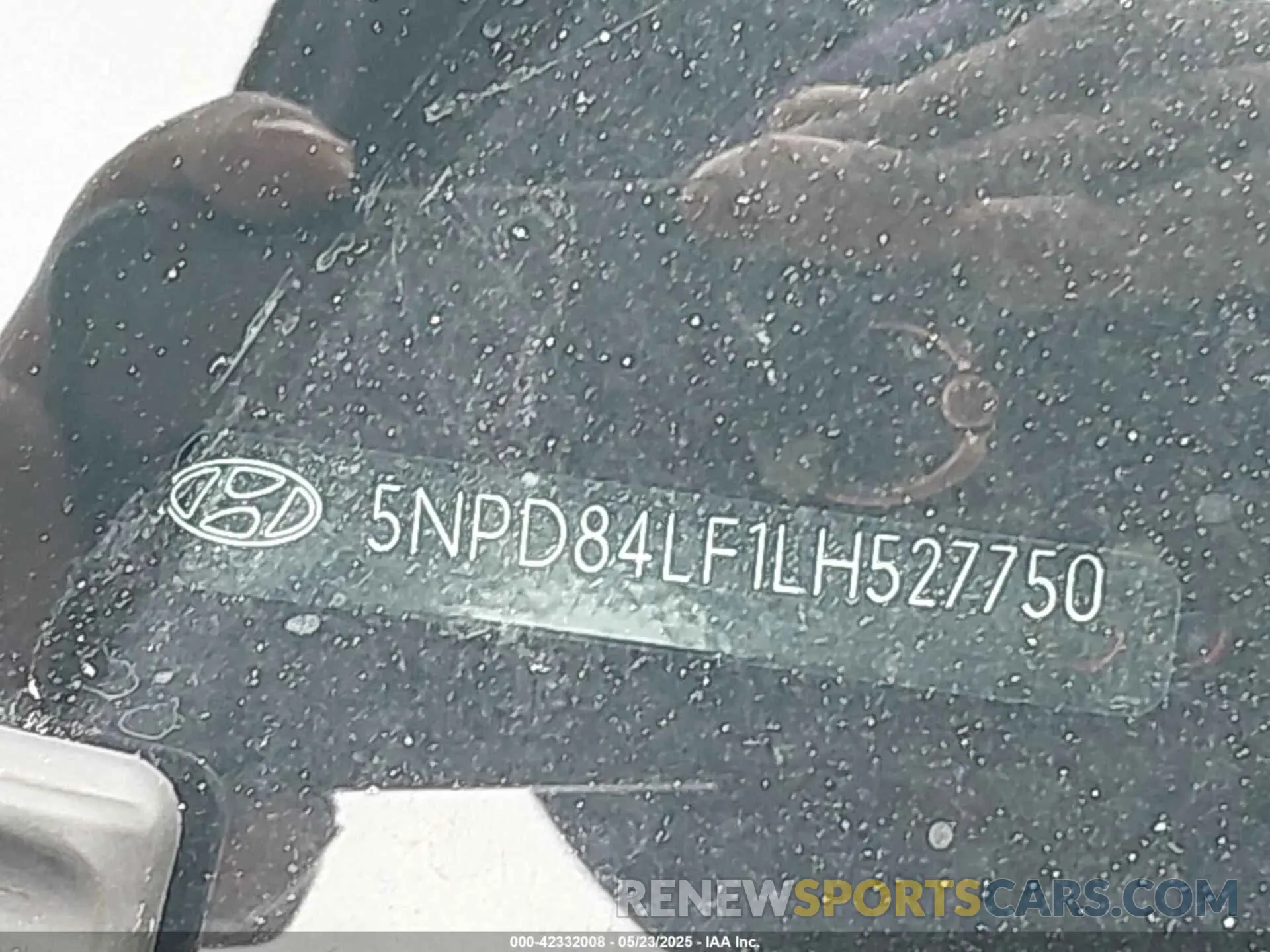 17 Photograph of a damaged car 5NPD84LF1LH527750 HYUNDAI ELANTRA 2020