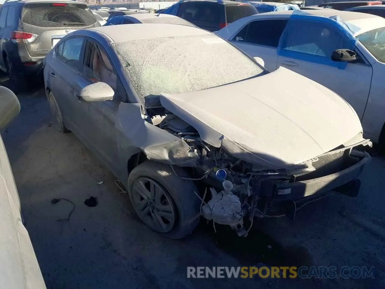 4 Photograph of a damaged car 5NPD84LF1LH569674 HYUNDAI ELANTRA 2020