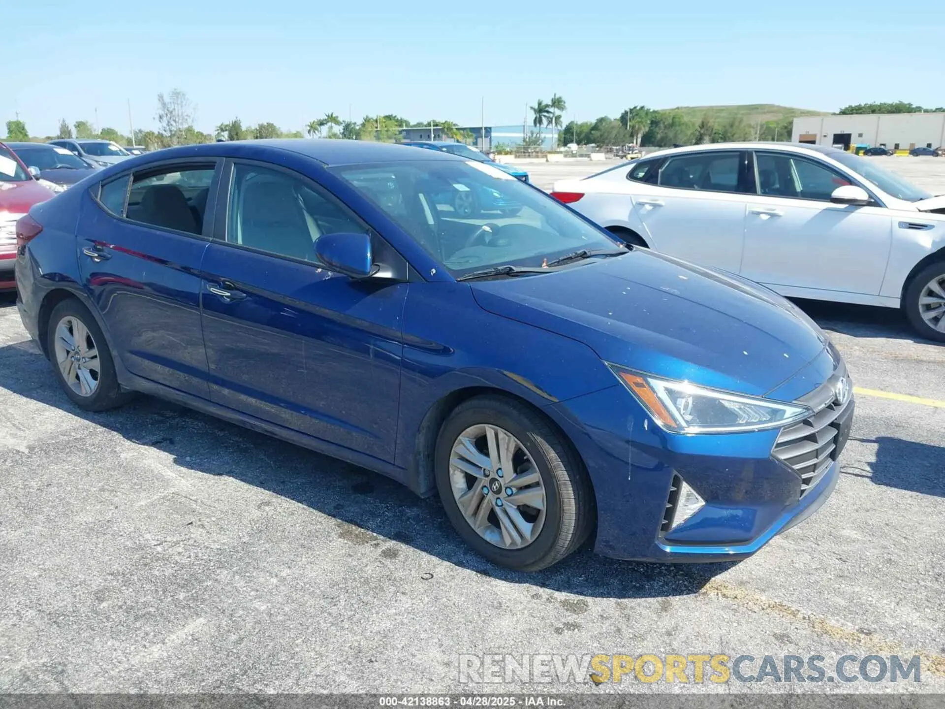 1 Фотография поврежденного автомобиля 5NPD84LF1LH570792 HYUNDAI ELANTRA 2020