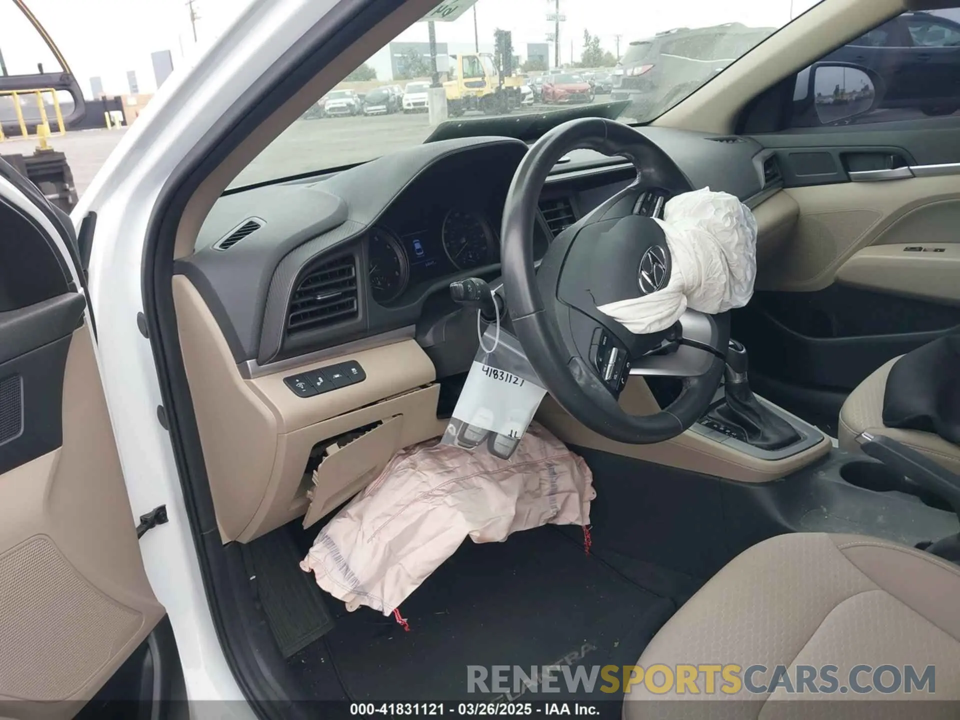 17 Фотография поврежденного автомобиля 5NPD84LF1LH603581 HYUNDAI ELANTRA 2020