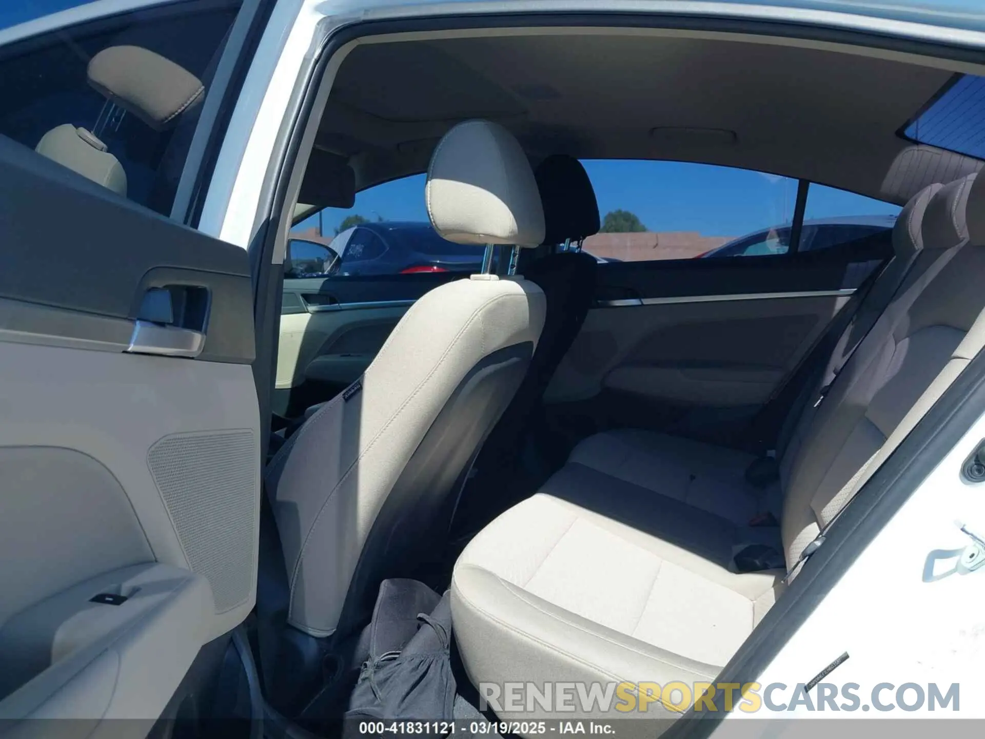 8 Фотография поврежденного автомобиля 5NPD84LF1LH603581 HYUNDAI ELANTRA 2020