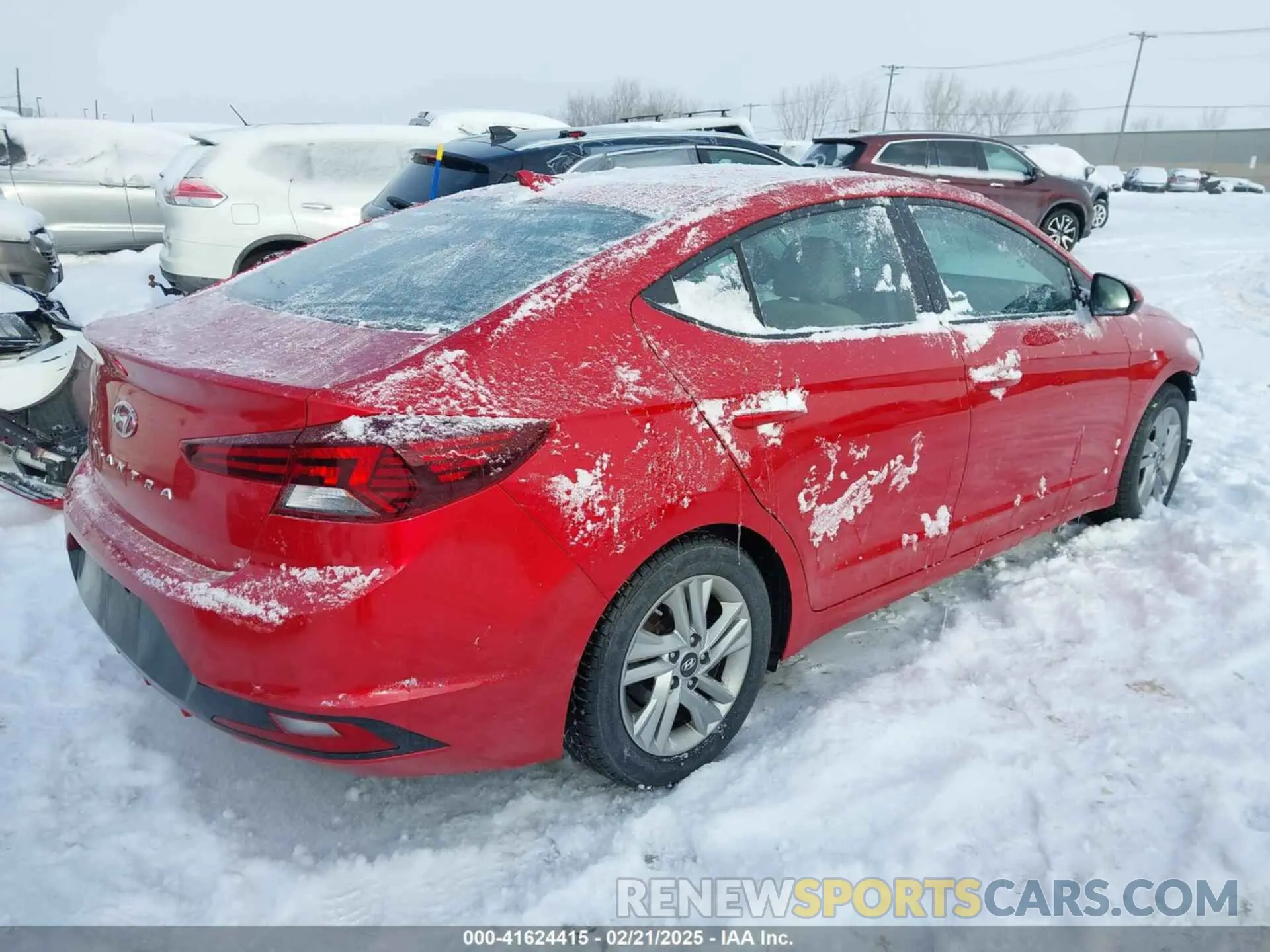 4 Photograph of a damaged car 5NPD84LF1LH606853 HYUNDAI ELANTRA 2020