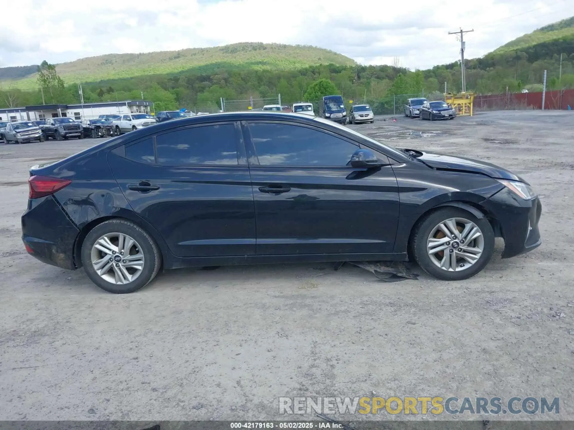 13 Фотография поврежденного автомобиля 5NPD84LF1LH624348 HYUNDAI ELANTRA 2020
