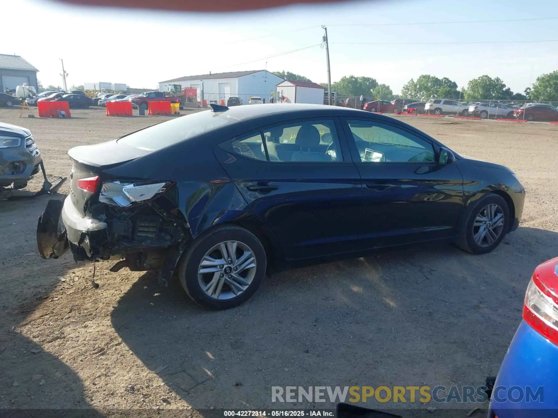 14 Photograph of a damaged car 5NPD84LF1LH624740 HYUNDAI ELANTRA 2020