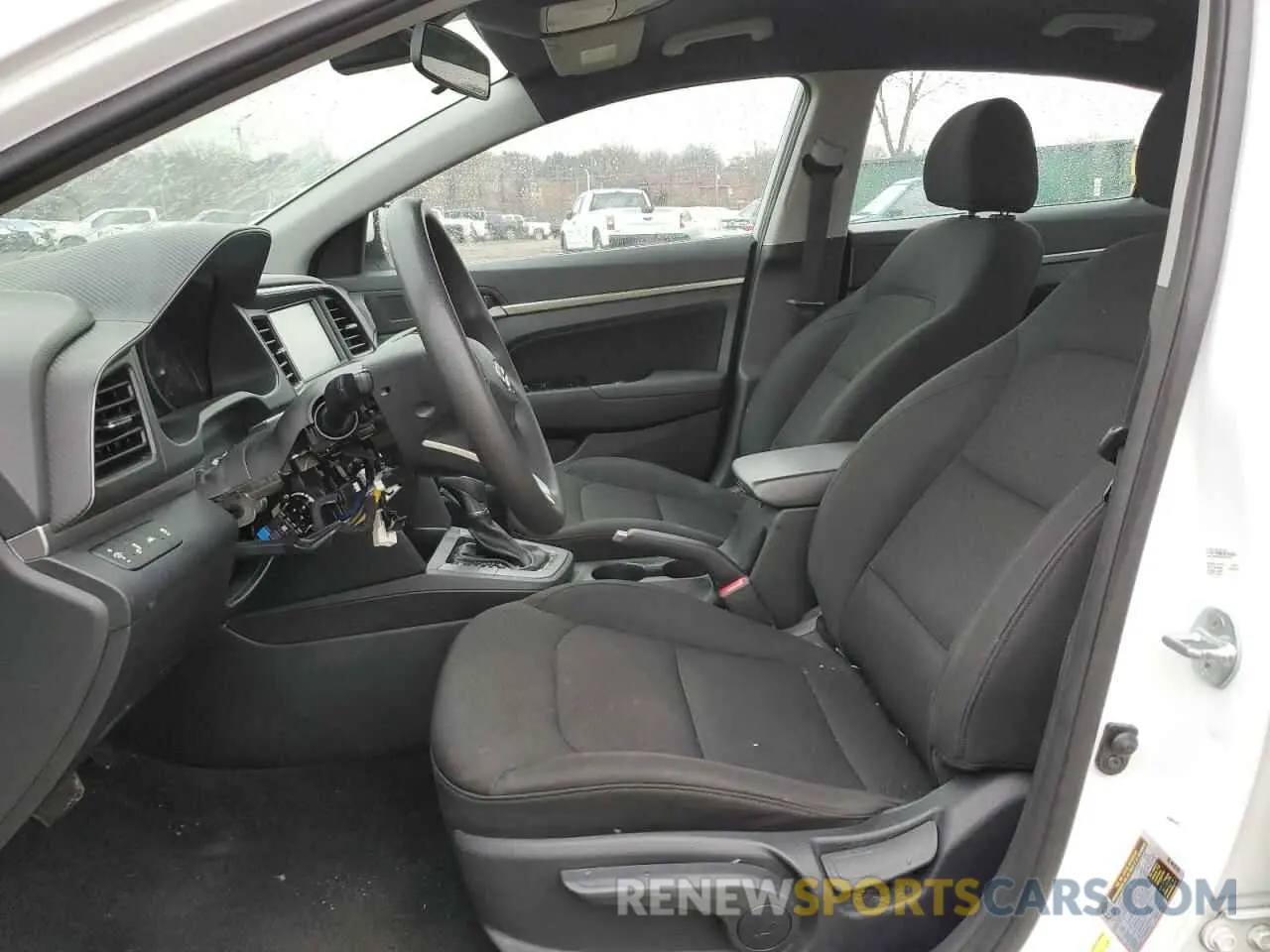 7 Фотография поврежденного автомобиля 5NPD84LF1LH626066 HYUNDAI ELANTRA 2020