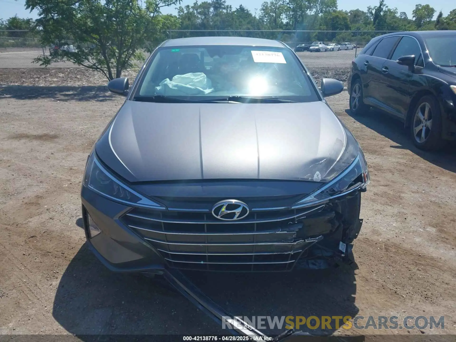 12 Фотография поврежденного автомобиля 5NPD84LF2LH525411 HYUNDAI ELANTRA 2020