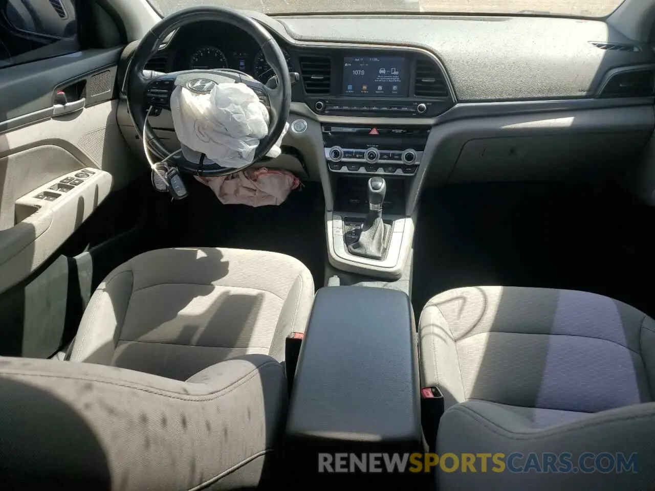 8 Фотография поврежденного автомобиля 5NPD84LF2LH531290 HYUNDAI ELANTRA 2020