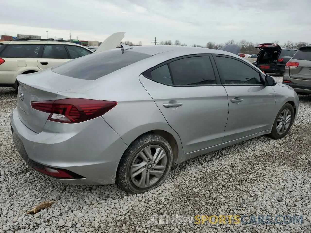 3 Photograph of a damaged car 5NPD84LF2LH562037 HYUNDAI ELANTRA 2020