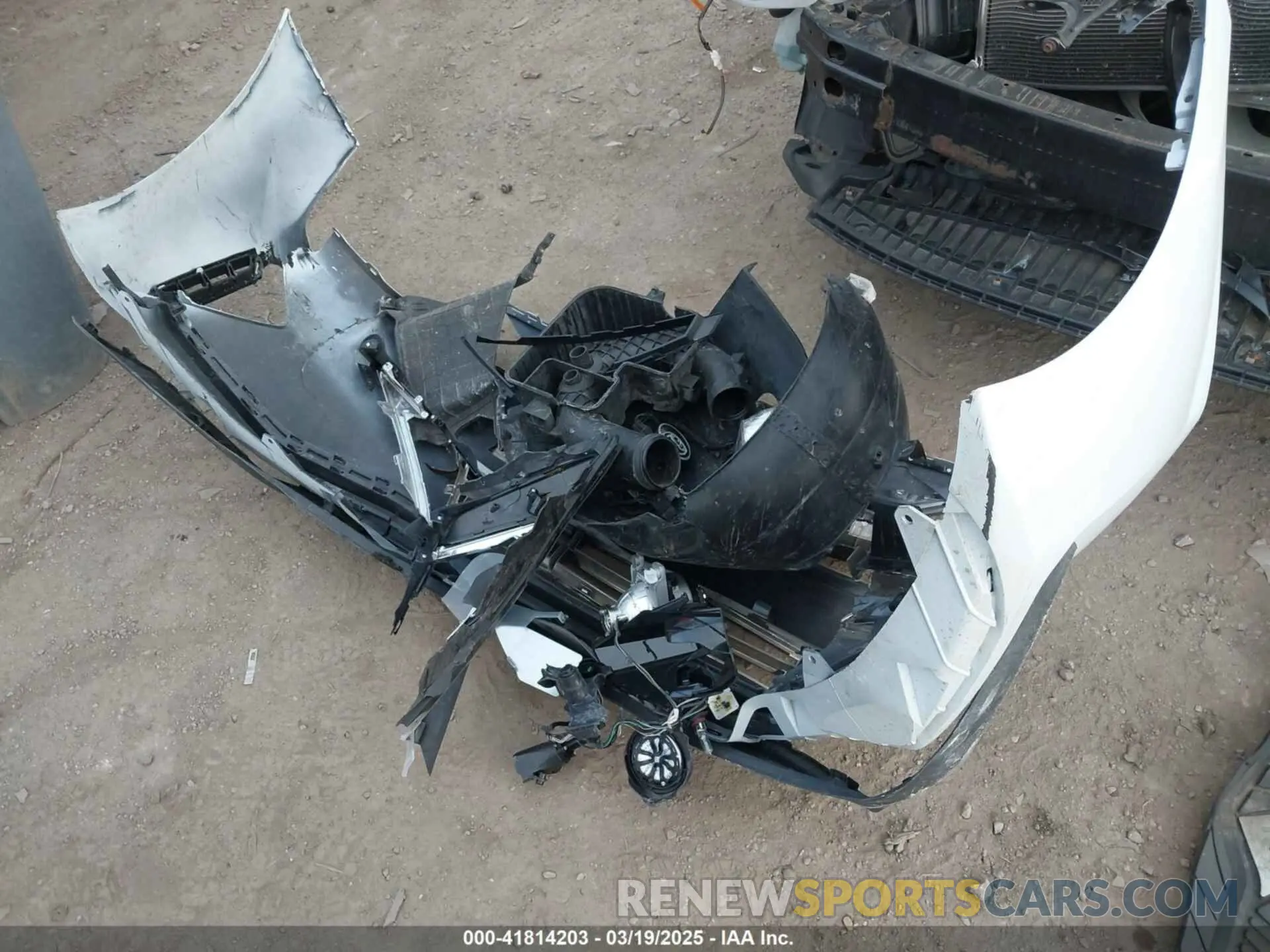 12 Photograph of a damaged car 5NPD84LF2LH601712 HYUNDAI ELANTRA 2020