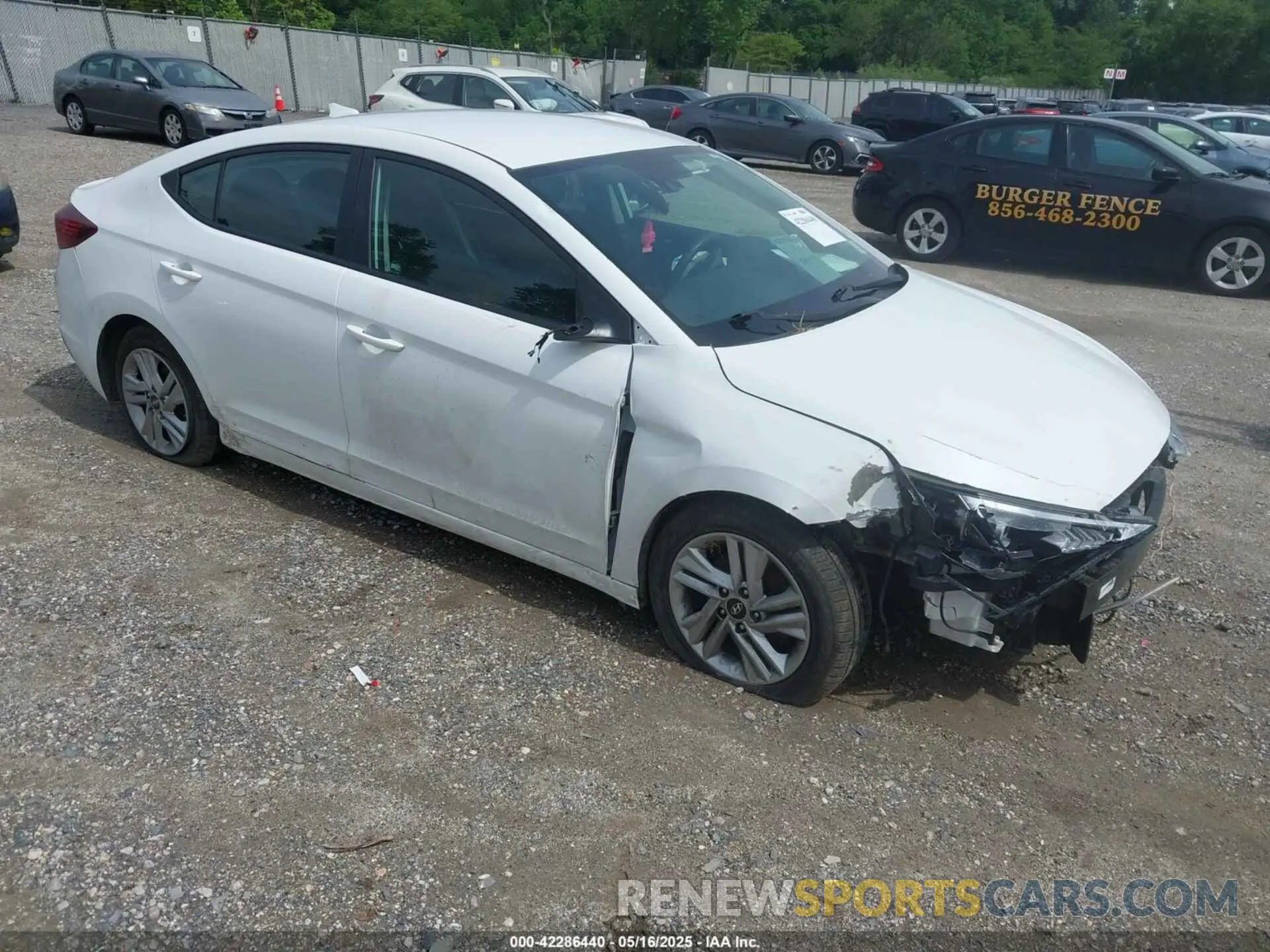 1 Фотография поврежденного автомобиля 5NPD84LF2LH628019 HYUNDAI ELANTRA 2020