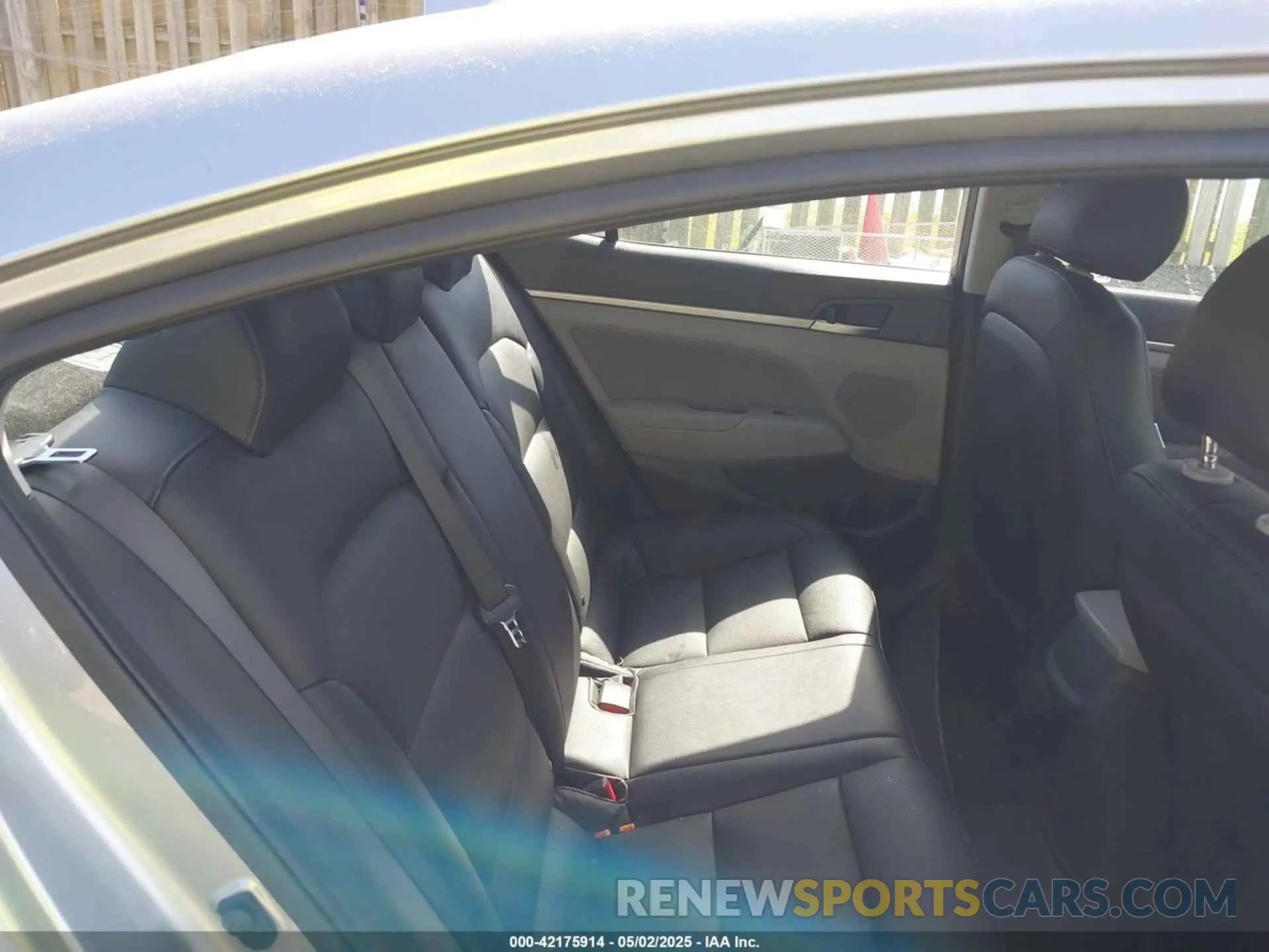 8 Фотография поврежденного автомобиля 5NPD84LF3LH581034 HYUNDAI ELANTRA 2020