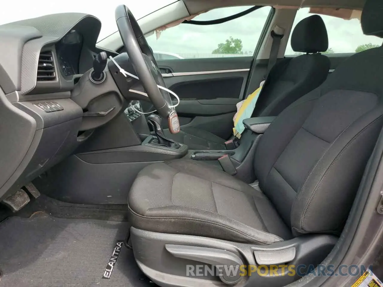 7 Photograph of a damaged car 5NPD84LF3LH584189 HYUNDAI ELANTRA 2020