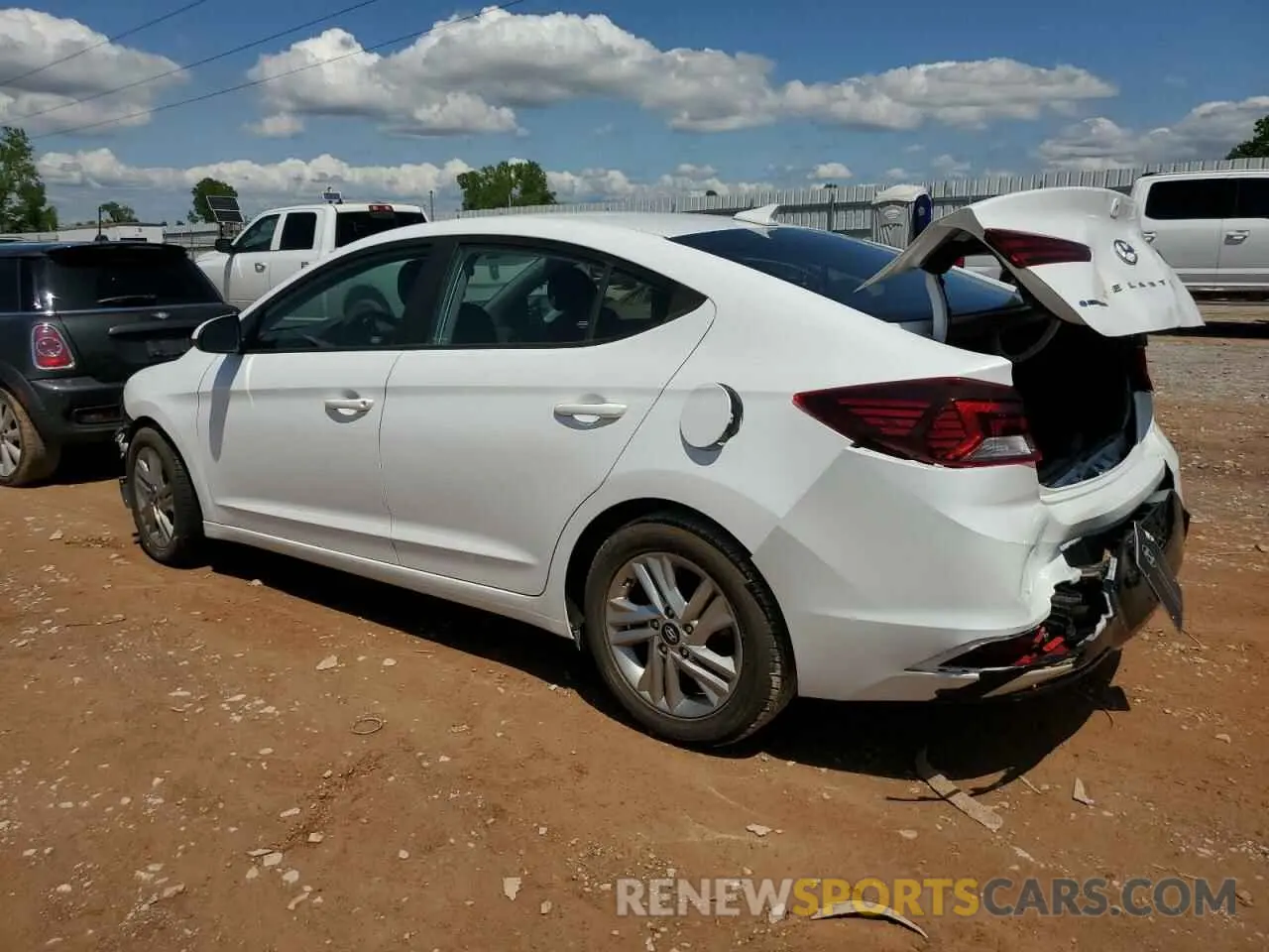2 Photograph of a damaged car 5NPD84LF3LH621564 HYUNDAI ELANTRA 2020