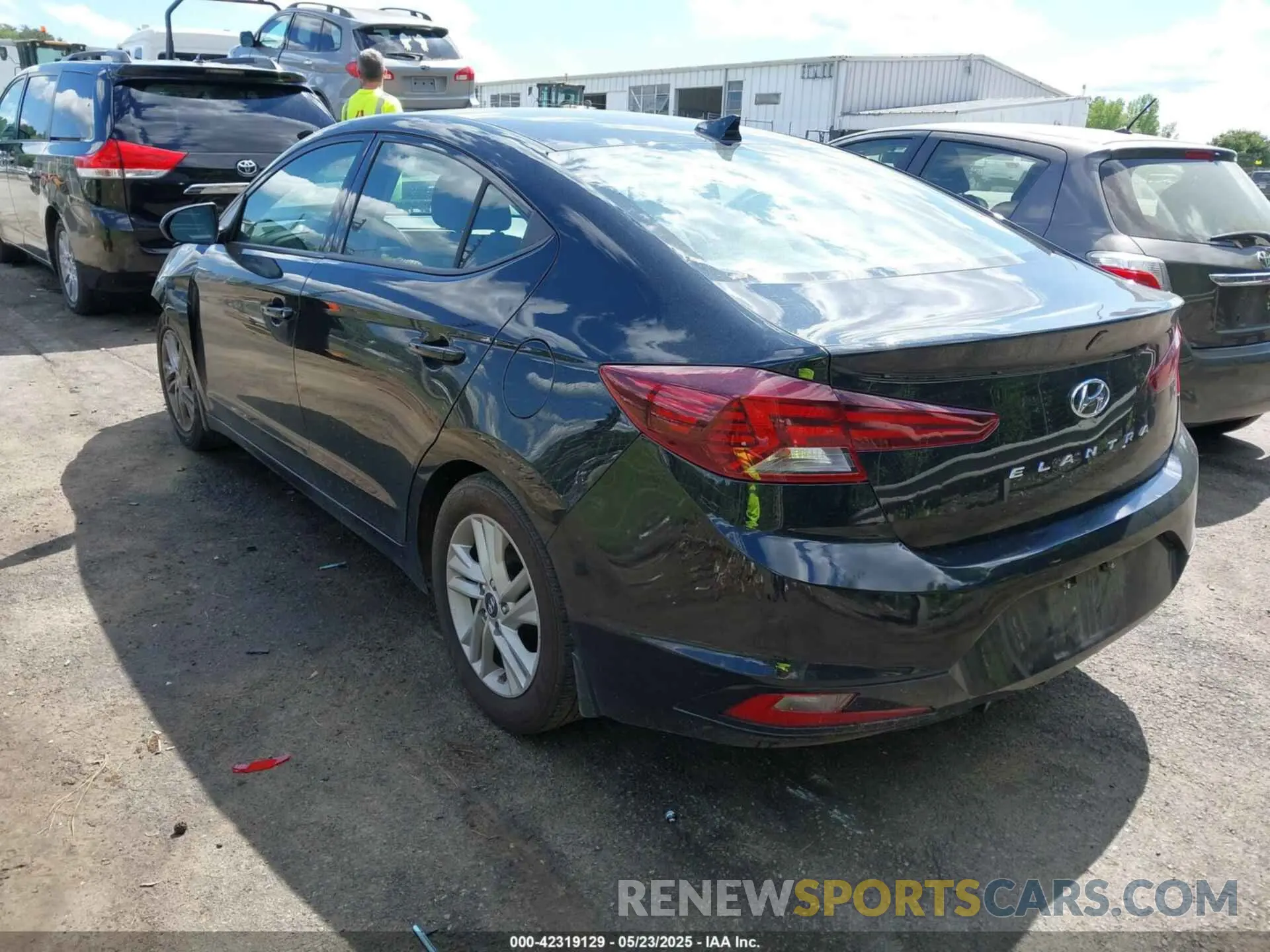 3 Фотография поврежденного автомобиля 5NPD84LF3LH625761 HYUNDAI ELANTRA 2020
