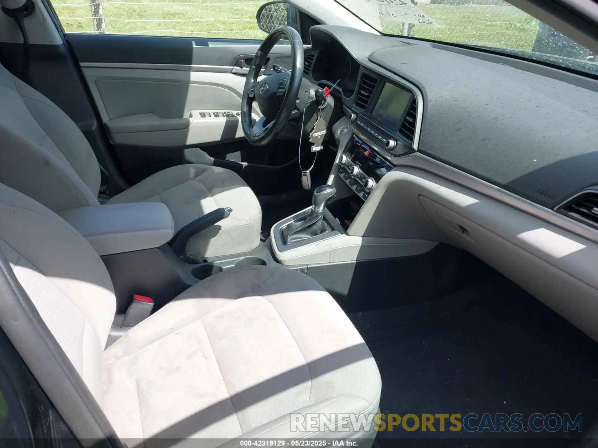 5 Фотография поврежденного автомобиля 5NPD84LF3LH625761 HYUNDAI ELANTRA 2020