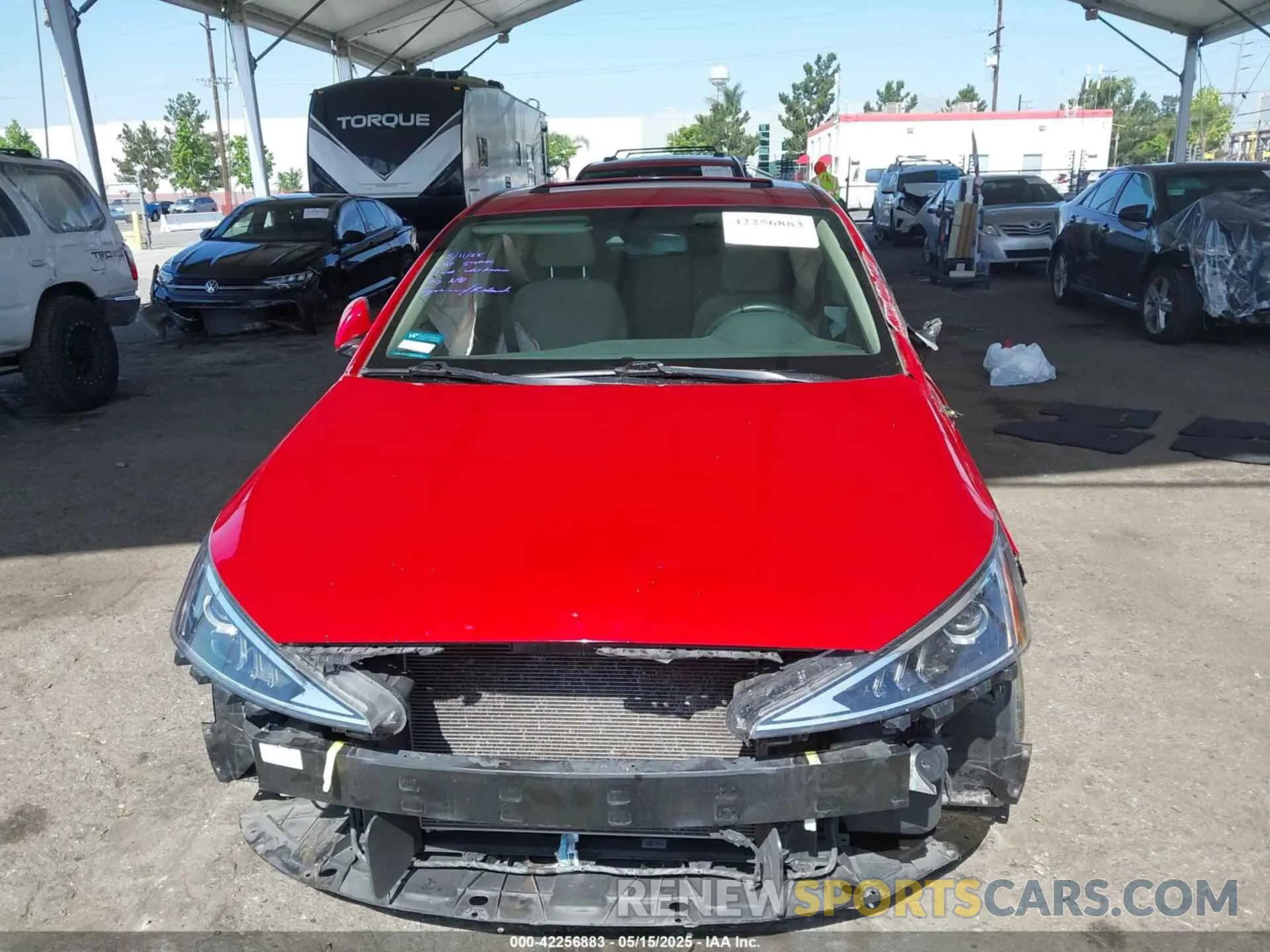 12 Photograph of a damaged car 5NPD84LF3LH631009 HYUNDAI ELANTRA 2020