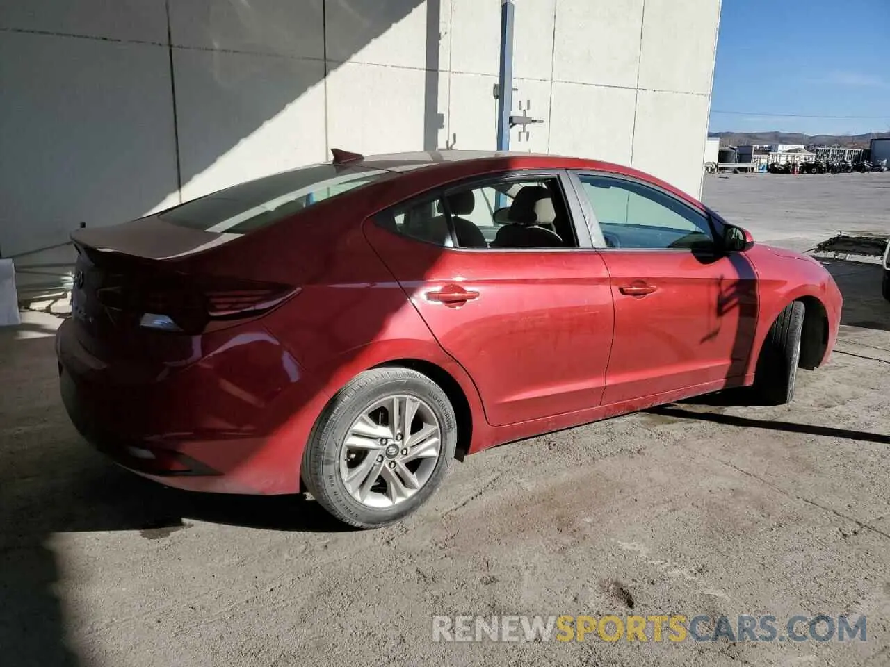 3 Фотография поврежденного автомобиля 5NPD84LF4LH493917 HYUNDAI ELANTRA 2020