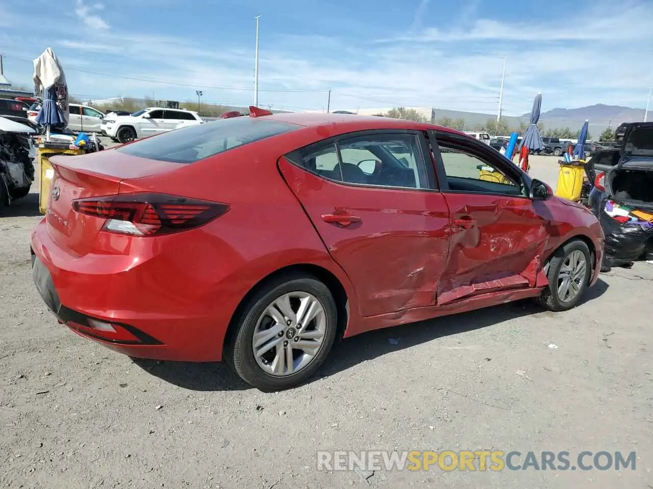 3 Photograph of a damaged car 5NPD84LF4LH515804 HYUNDAI ELANTRA 2020
