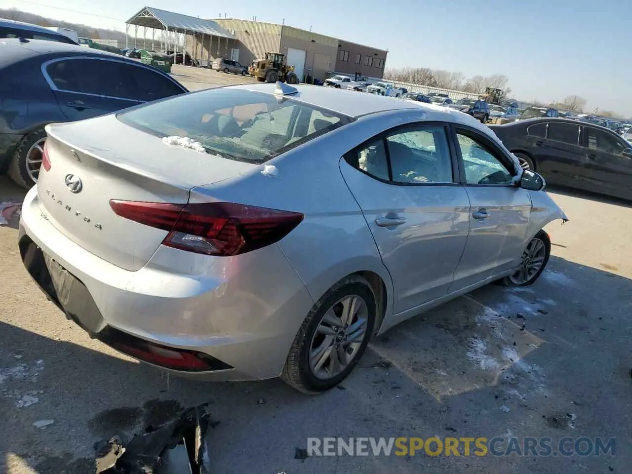 3 Фотография поврежденного автомобиля 5NPD84LF4LH528925 HYUNDAI ELANTRA 2020