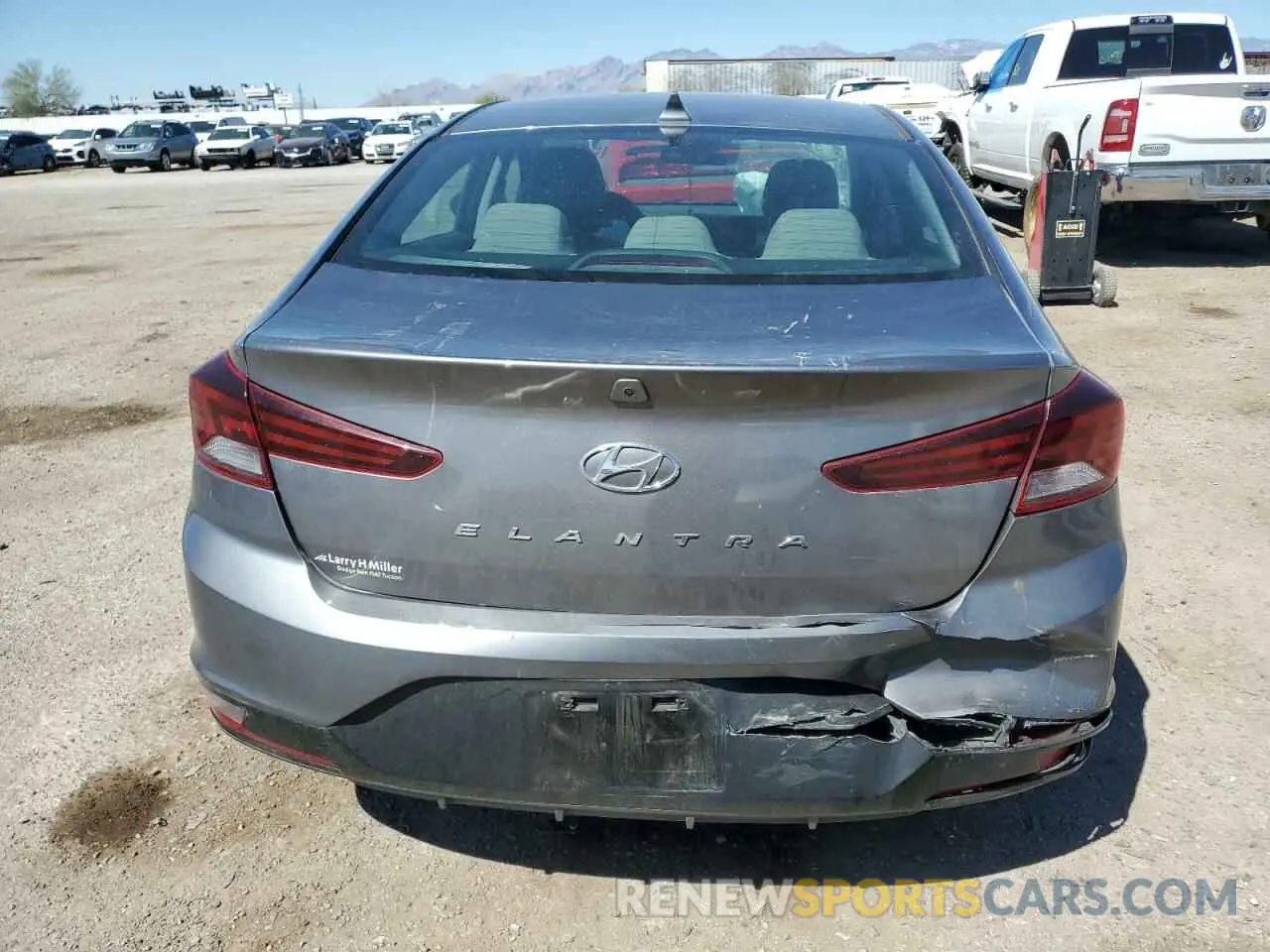 6 Photograph of a damaged car 5NPD84LF4LH529217 HYUNDAI ELANTRA 2020
