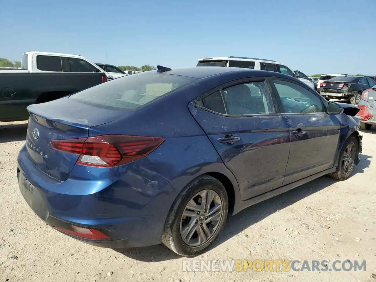 3 Photograph of a damaged car 5NPD84LF4LH541612 HYUNDAI ELANTRA 2020