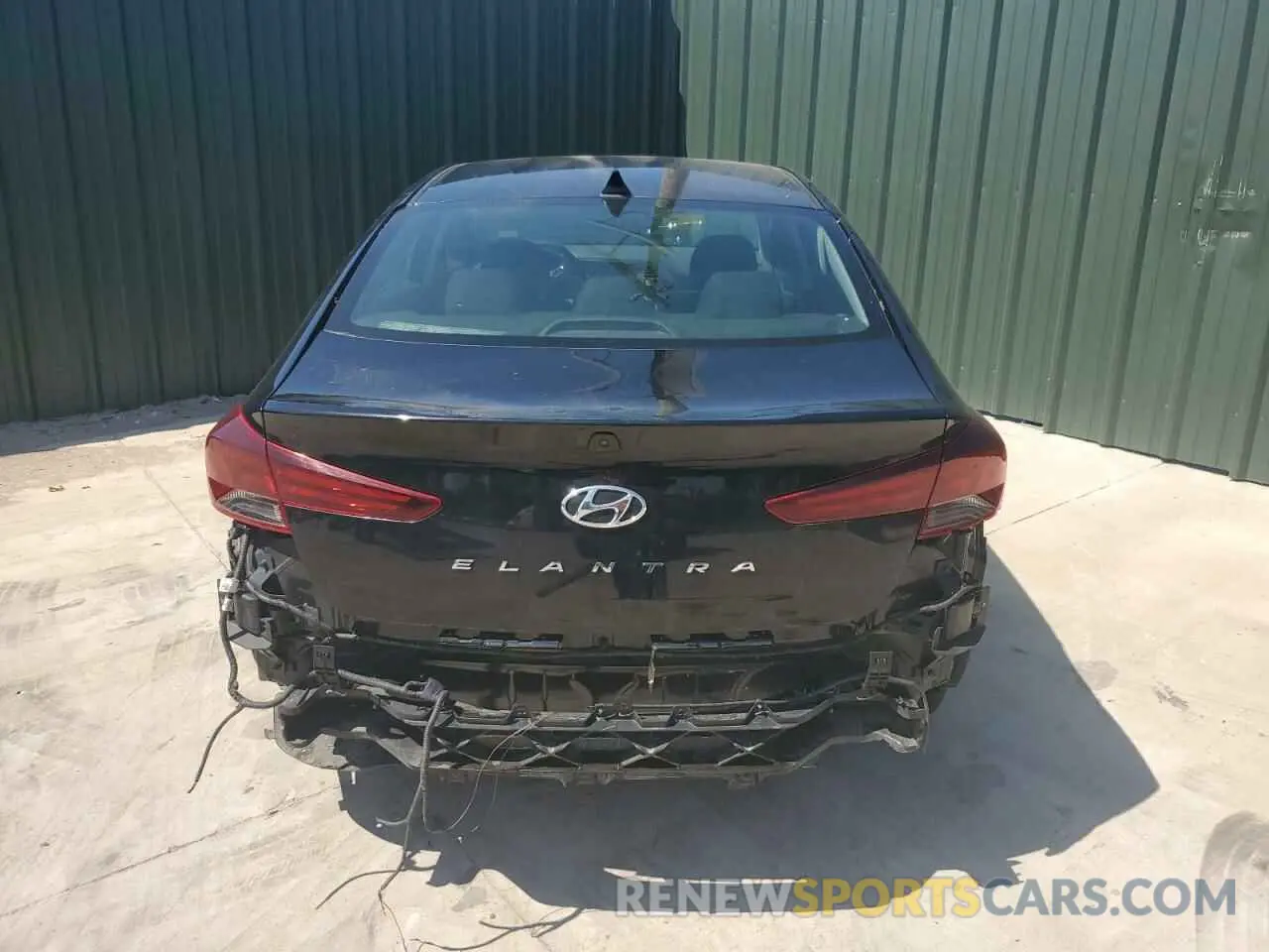 6 Photograph of a damaged car 5NPD84LF4LH551962 HYUNDAI ELANTRA 2020