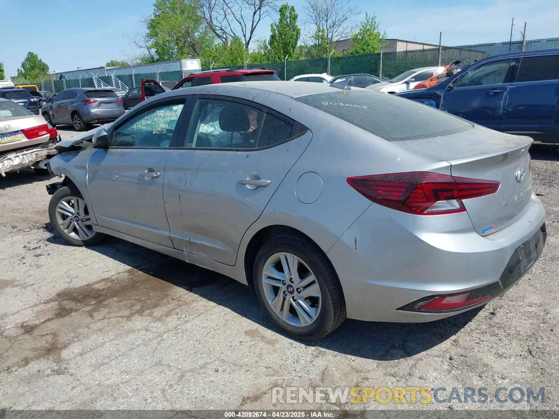 3 Photograph of a damaged car 5NPD84LF4LH553503 HYUNDAI ELANTRA 2020