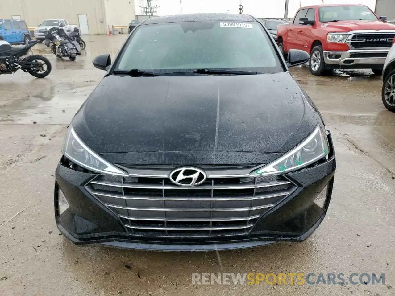 7 Photograph of a damaged car 5NPD84LF4LH560953 HYUNDAI ELANTRA 2020