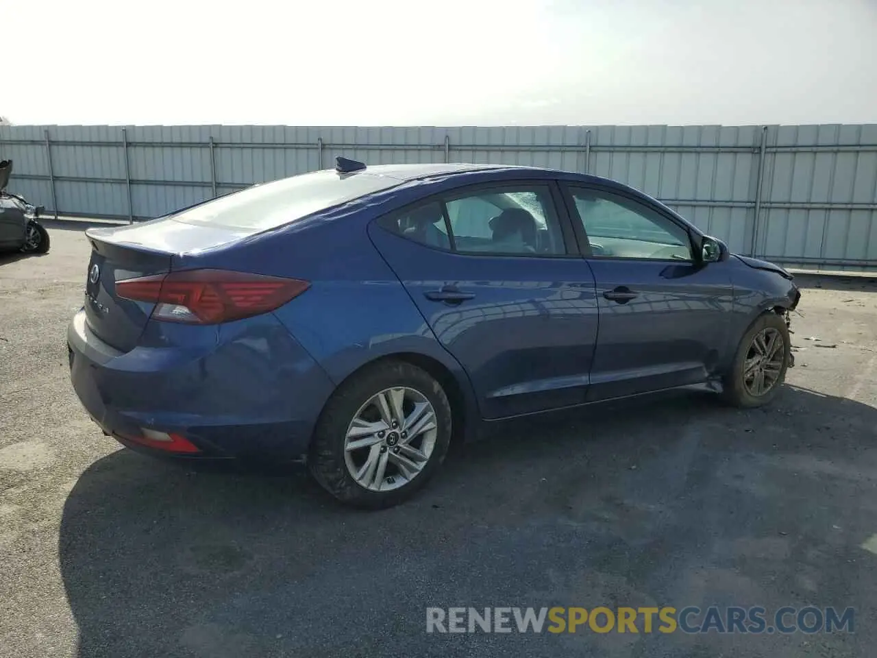 3 Фотография поврежденного автомобиля 5NPD84LF4LH620570 HYUNDAI ELANTRA 2020