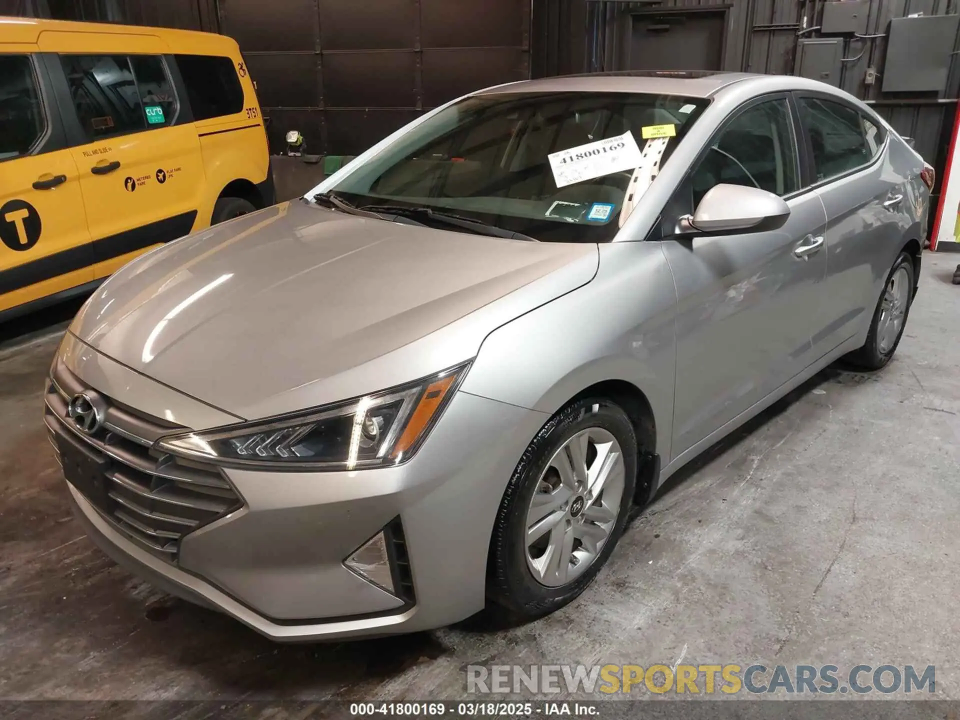 2 Photograph of a damaged car 5NPD84LF4LH622576 HYUNDAI ELANTRA 2020