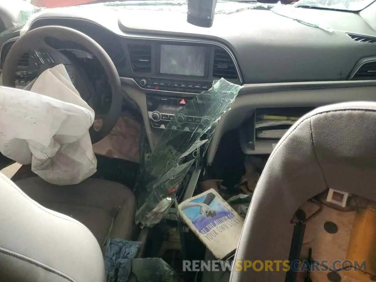 8 Photograph of a damaged car 5NPD84LF4LH629401 HYUNDAI ELANTRA 2020