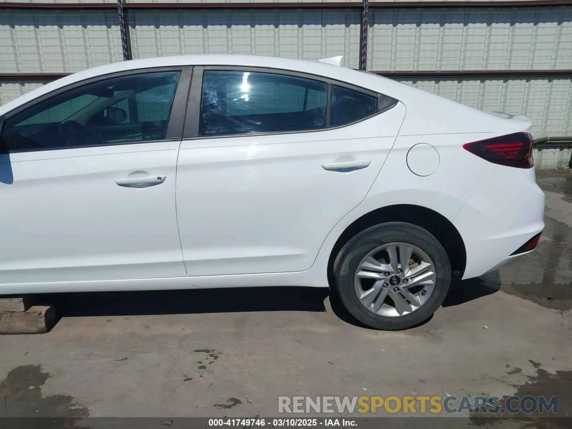 19 Фотография поврежденного автомобиля 5NPD84LF5LH505511 HYUNDAI ELANTRA 2020