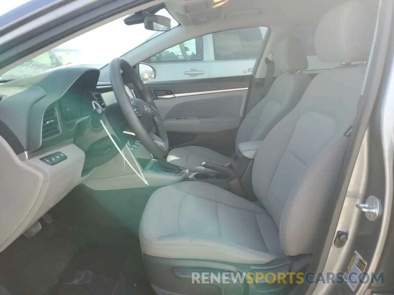 7 Photograph of a damaged car 5NPD84LF5LH511535 HYUNDAI ELANTRA 2020