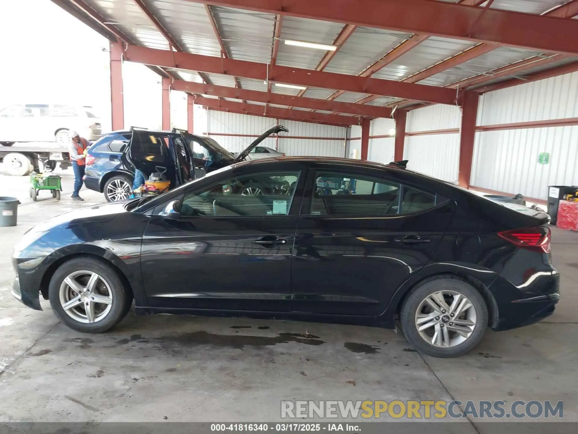15 Photograph of a damaged car 5NPD84LF5LH548133 HYUNDAI ELANTRA 2020