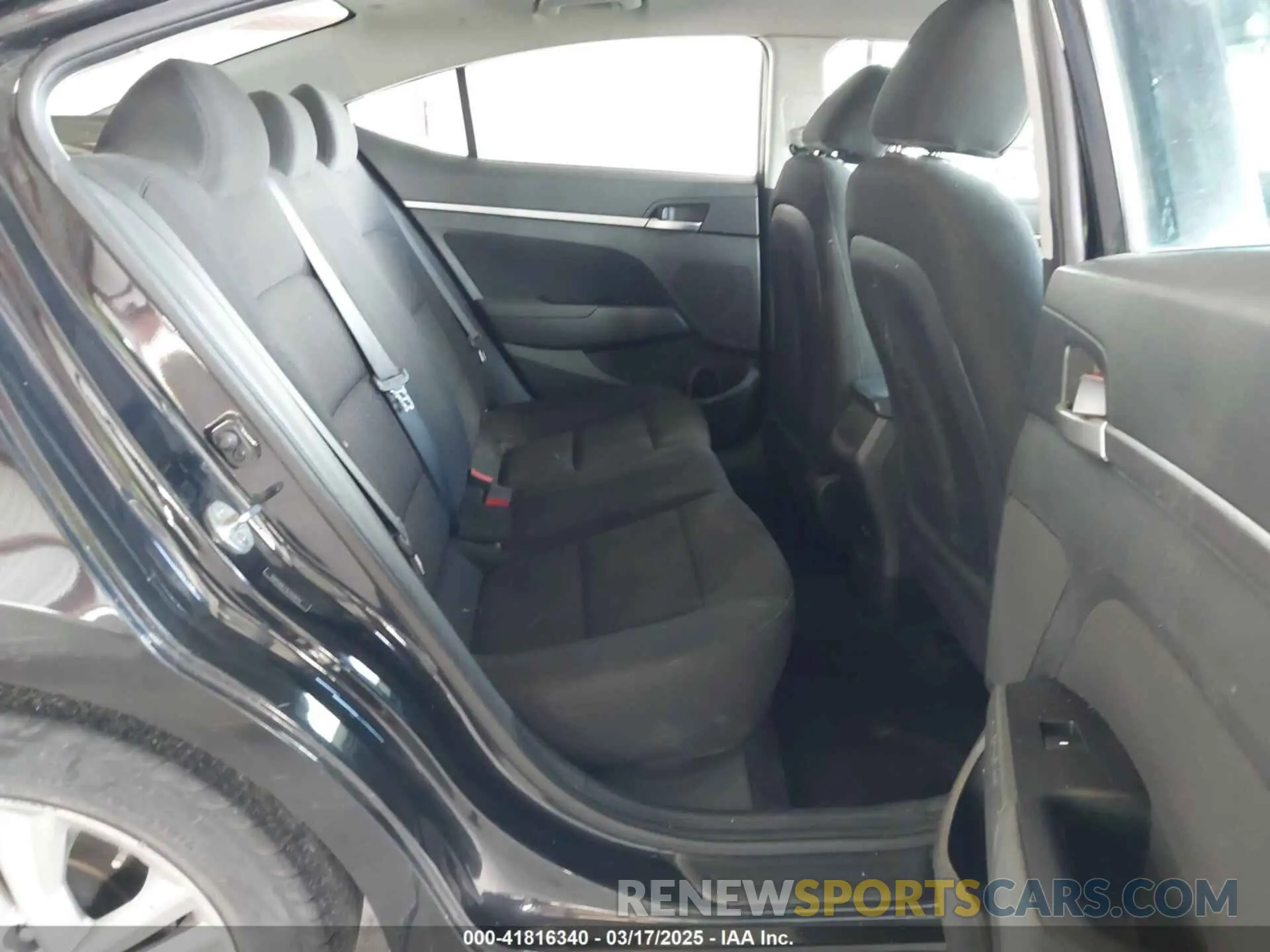8 Photograph of a damaged car 5NPD84LF5LH548133 HYUNDAI ELANTRA 2020