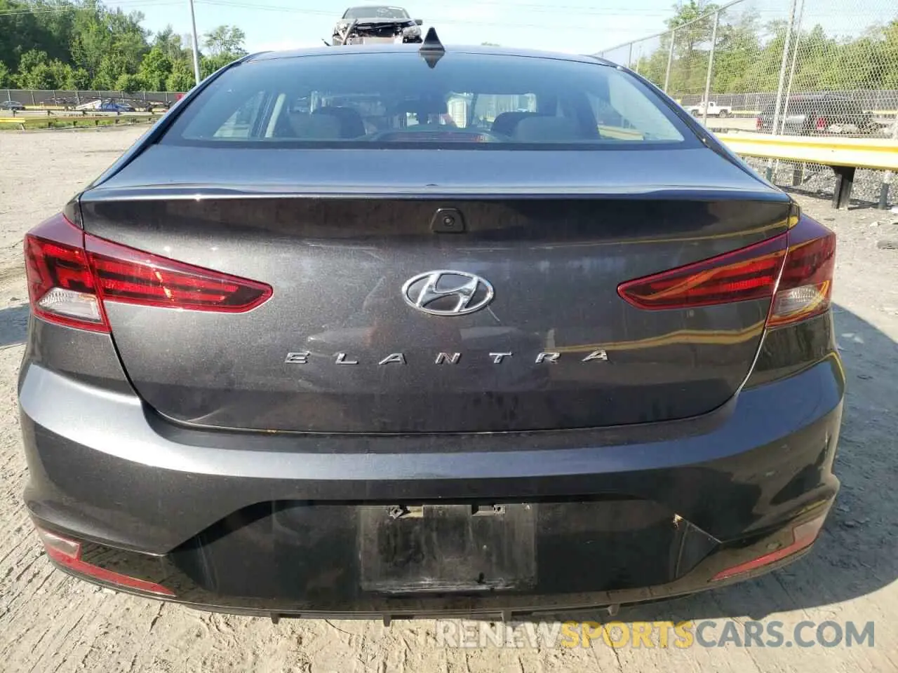 6 Фотография поврежденного автомобиля 5NPD84LF5LH559617 HYUNDAI ELANTRA 2020