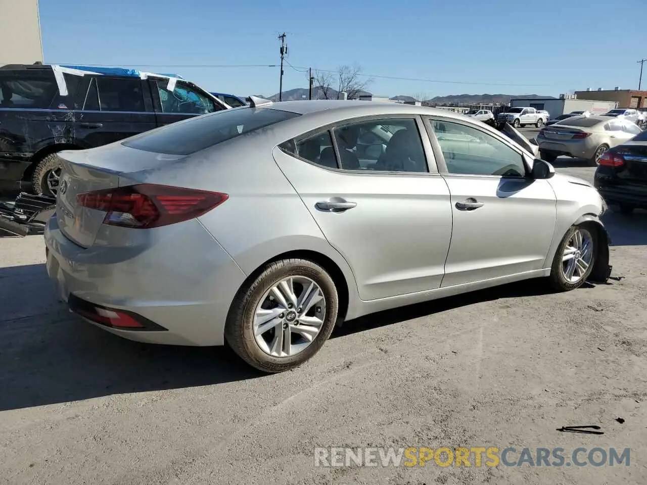 3 Photograph of a damaged car 5NPD84LF5LH561447 HYUNDAI ELANTRA 2020