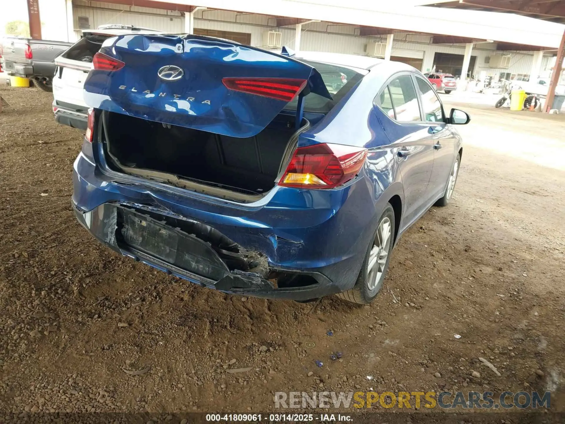 4 Фотография поврежденного автомобиля 5NPD84LF5LH561643 HYUNDAI ELANTRA 2020